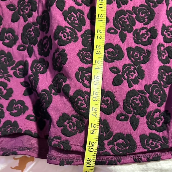 Torrid Purple‎ and Black Floral Tank Top - Picture 7 of 10